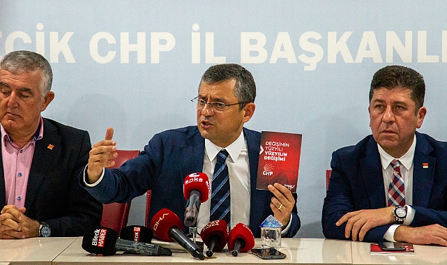 ÖZGÜR ÖZEL:  BABA EVİNİN KAPISINI AÇMAYI VAAT EDİYORUM