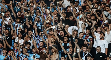 TARAFTAR TAKIMI YİNE TERK ETTİ!