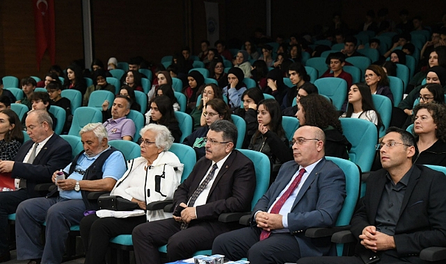 TARİHÇİ VEYSEL USTA, 100. YILINDA CUMHURİYETİ ANLATTI