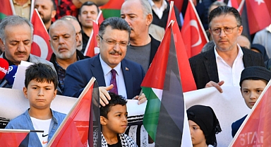 TRABZON'DA FİLİSTİN'E DESTEK YÜRÜYÜŞÜ YAPILDI