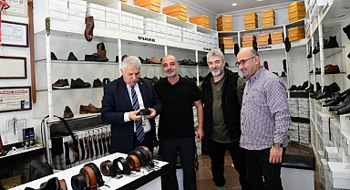 VALİ AZİZ YILDIRIM ESNAFI ZİYARET ETTİ