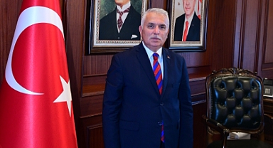 VALİ AZİZ YILDIRIM'IN CUMHURİYET BAYRAMI MESAJI