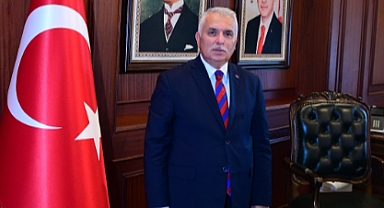 VALİ YILDIRIM, MUHTARLAR GÜNÜNÜ KUTLADI