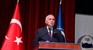 AFETLER VE AFET YÖNETİMİNDE JEODEZİNİN KATKILARI SEMPOZYUMU YAPILDI