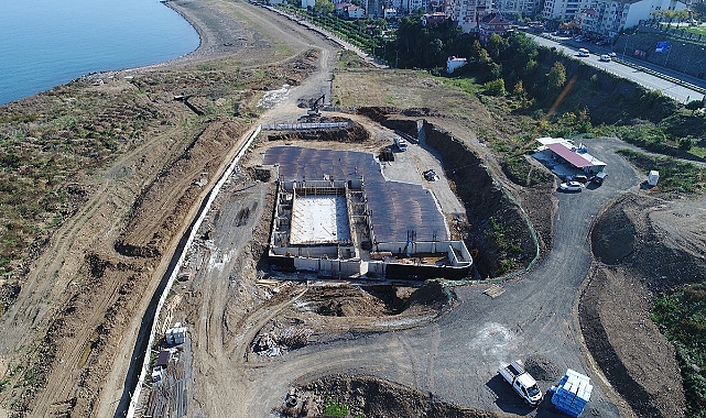 AKÇAABAT’TA YARI OLİMPİK YÜZME HAVUZU HIZLA YÜKSELİYOR