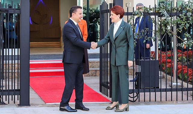 AKŞENER'DEN BABACAN'A TAZİYE ZİYARETİ
