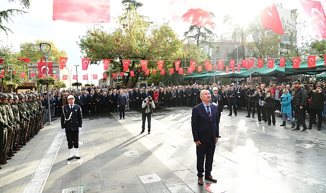 ATATÜRK TRABZON’DA DÜZENLENEN TÖRENLERLE ANILDI