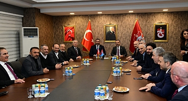 BAKAN KACIR'DAN TRABZONSPOR'A ZİYARET