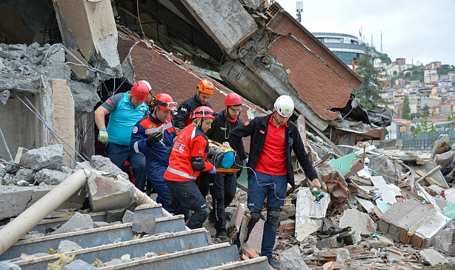 BÜYÜKŞEHİR’İN KOORDİNESİNDE NEFES KESEN TATBİKAT 