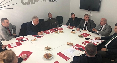 CHP ORTAHİSAR'DA YEREL YÖNETİMLER KOMİSYONU TOPLANDI