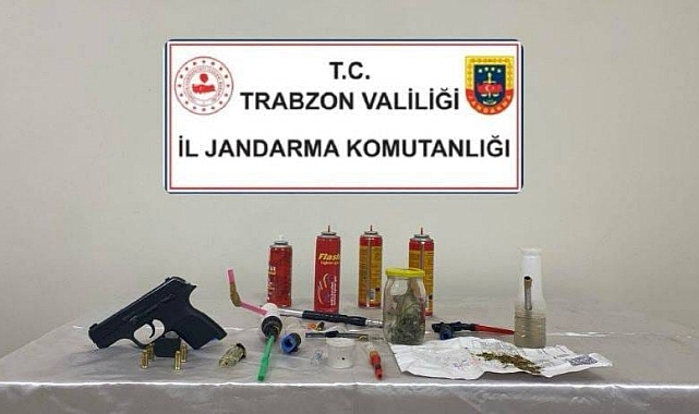 JANDARMA DENETİMLERİNDE TIR İÇİNDEN NELER ÇIKTI?