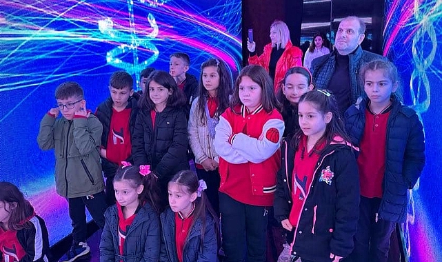 "KÖKLÜ MİRASTAN TÜRKİYE YÜZYILI"NA GEZİCİ EĞİTİM TIRI, TRABZON'DA