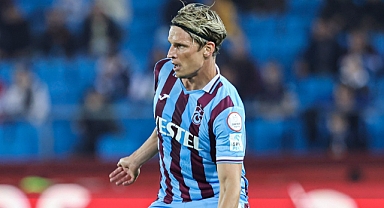 LARSEN'E SÜRPİZ DAVET!