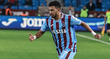 MAHMOUD TREZEGUET ISINIYOR