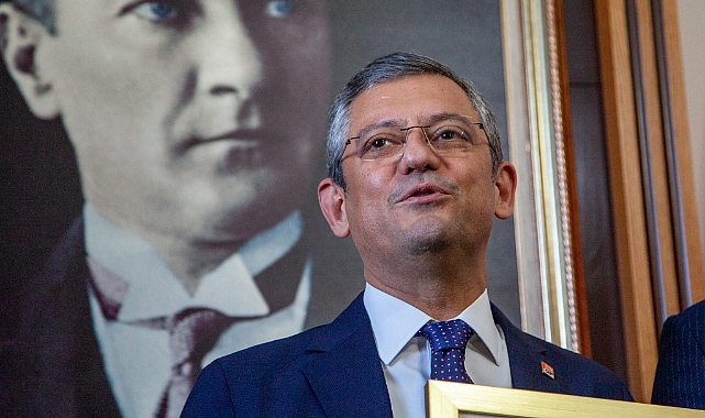 ÖZGÜR ÖZEL'DEN OLAĞANÜSTÜ TOPLANTI KARARI