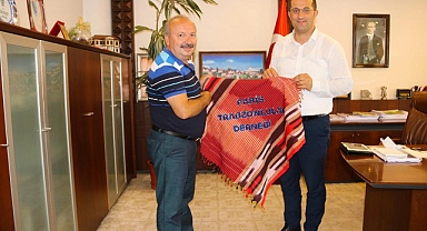  PARİS'TEKİ AKÇABAATLI DEĞERİMİZ GÖNÜLLÜ TURİZM ELÇİMİZ