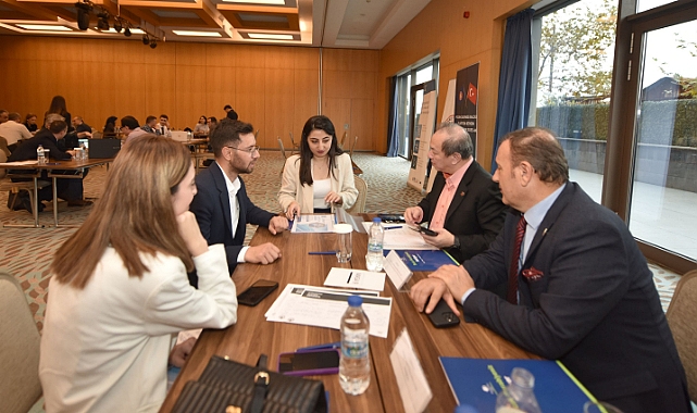 TRABZON - ASYA ARASINDA İŞ BİRLİĞİ KÖPRÜSÜ KURULDU