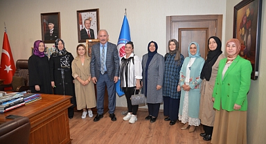 TRABZONLU ANNELERDEN GAZZE İÇİN ‘HAYIR ÇARŞISI’