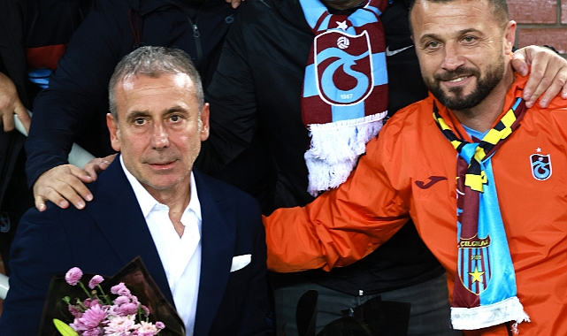 TRİBÜN LİDERLERİNDEN AVCI'YA ÇİÇEK