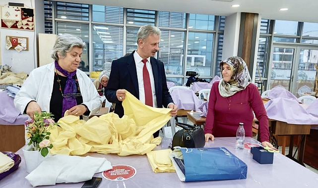 YABANCI UYRUKLULAR EL SANATLARIMIZI ÖĞRENİYOR