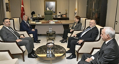   YAVAŞ'TAN AKŞENER'E ZİYARET