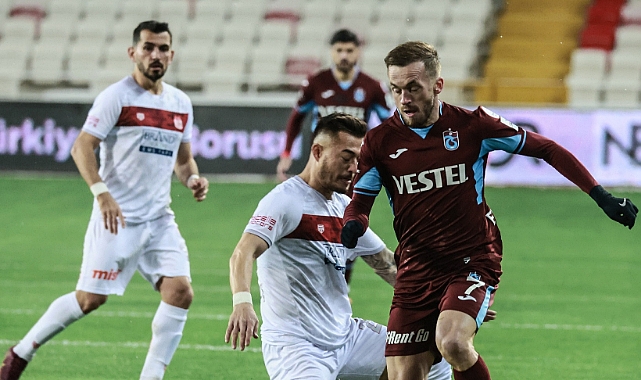 ZİRVEYLE FARK YİNE AÇILDI