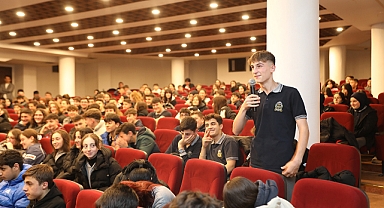 AKÇAABAT’TA MEHMET AKİF ERSOY ANILDI