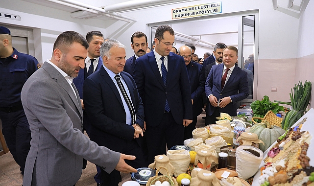 AKÇAABAT’TA YERLİ MALI HAFTASI KUTLANDI