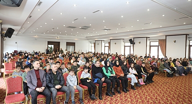 BAŞKAN EKİM SANAT AKADEMİSİ KURSİYERLERİYLE BİR ARAYA GELDİ