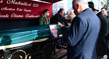 BEŞİKDÜZÜ’NDE DALGALARA KAPILAN EMİR BERKE AŞIK TOPRAĞA VERİLDİ