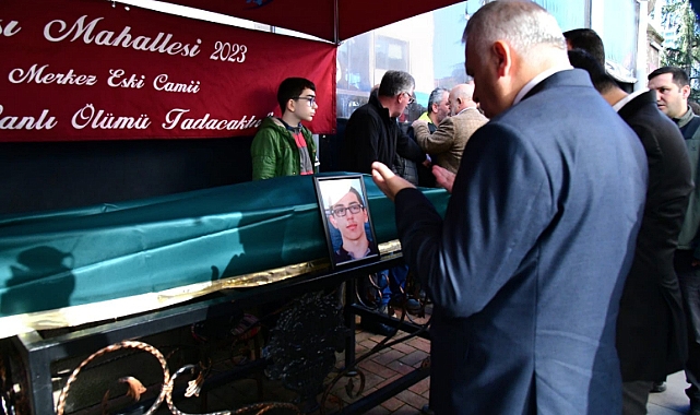 BEŞİKDÜZÜ’NDE DALGALARA KAPILAN EMİR BERKE AŞIK TOPRAĞA VERİLDİ