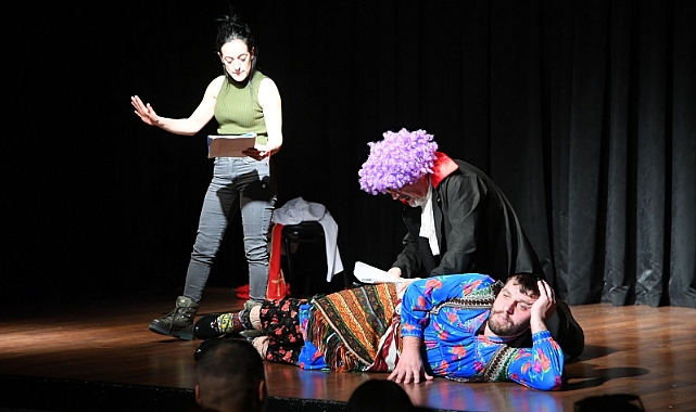 HÜSEYİN KAZAZ TİYATRO GÜNLERİ 2 OCAK’TA BAŞLIYOR