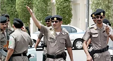 İDDİA: SUUDİ POLİSİ, SOYUNMA ODASINA GİRİP FENERBAHÇE'NİN PANKARTINI ALDI