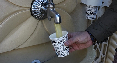 KIŞ SOĞUĞUNDA VATANDAŞLAR SICAK ÇORBAYLA ISINIYOR