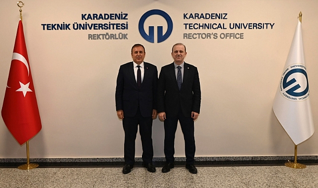 KTÜ REKTÖRÜ ÇUVALCI, DOĞU KARADENİZ KARİYER FUARI’NI İŞARET ETTİ