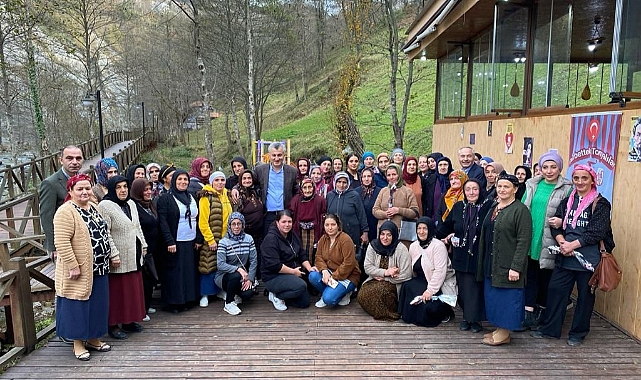 KURT: KADINLAR BAŞTACIMIZ