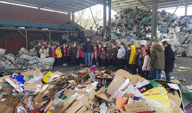 ÖĞRENCİLERE GERİ DÖNÜŞÜMÜN ÖNEMİ ANLATILDI