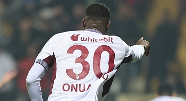 ONUACHU O FOBİYİ YENDİ!