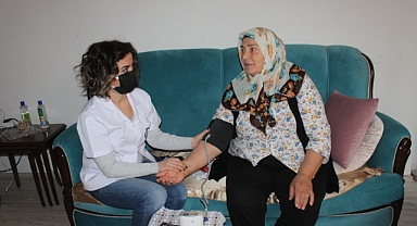 ORTAHİSAR, BAKIMA MUHTAÇLARIN DERDİNE DERMAN OLUYOR