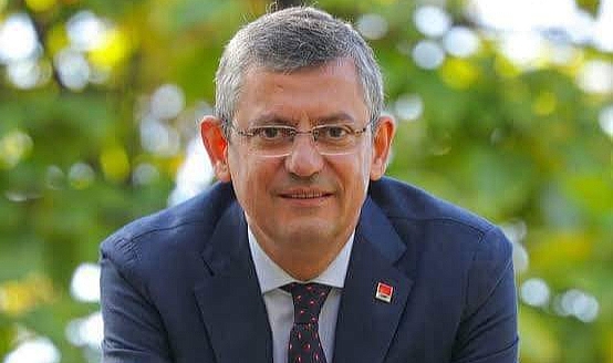 ÖZGÜR ÖZEL: BU KARARA DİRENMEK ANAYASAL HUKUK DÜZENİNİ YOK SAYMAKTIR