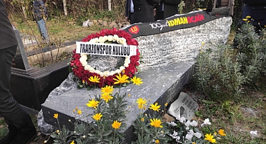 ÖZKAN SÜMER KABRİ BAŞINDA ANILDI