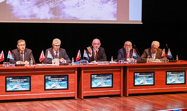 SÜRMEN'DEN ESKİ YÖNETİCİLER GÖNDERME