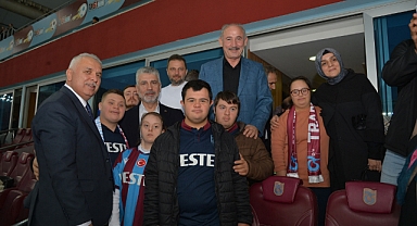 TRABZONSPOR MAÇININ ‘ÖZEL’ MİSAFİRLERİ VARDI
