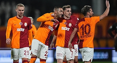 ZİRVEDE DE DİPTE DE YARIŞ KIZIŞTI