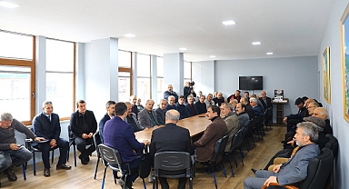 AKÇAABAT BELEDİYE BAŞKANIİ EKİM, MUHTARLARLA BİR ARAYA GELDİ