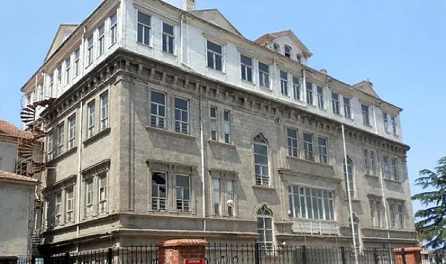 ÇELEBİ:"NEMLİZADE KONAĞININ TRABZON MÜZESİ OLMASINI DESTEKLİYORUZ"