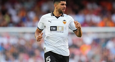 CENK ÖZKAÇAR HAMLESİ Mİ?