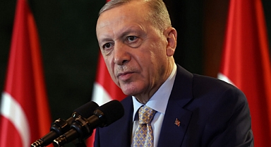 ERDOĞAN: EN DÜŞÜK EMEKLİ AYLIĞINI 10 BİN LİRAYA ÇIKARIYORUZ