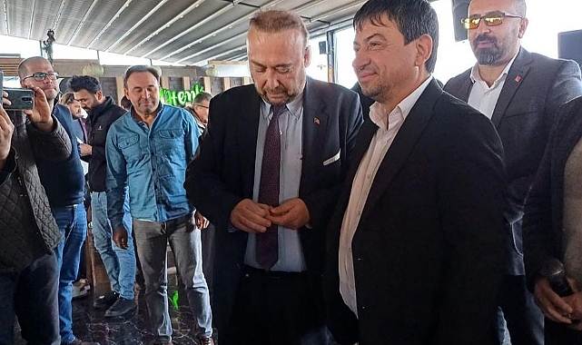 İYİ PARTİ'DEN İSTİFA EDEN 250 KİŞİ CHP’YE GEÇTİ