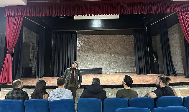 KARADENİZ’İN TİYATRO ELÇİSİ;  ‘’TRABZON ODA TİYATROSU’’